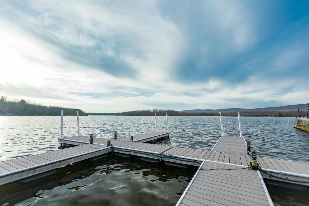 Crown Resorts At The Poconos Drums Bagian luar foto