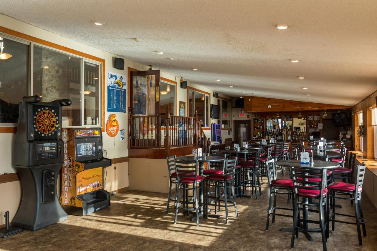 Crown Resorts At The Poconos Drums Bagian luar foto